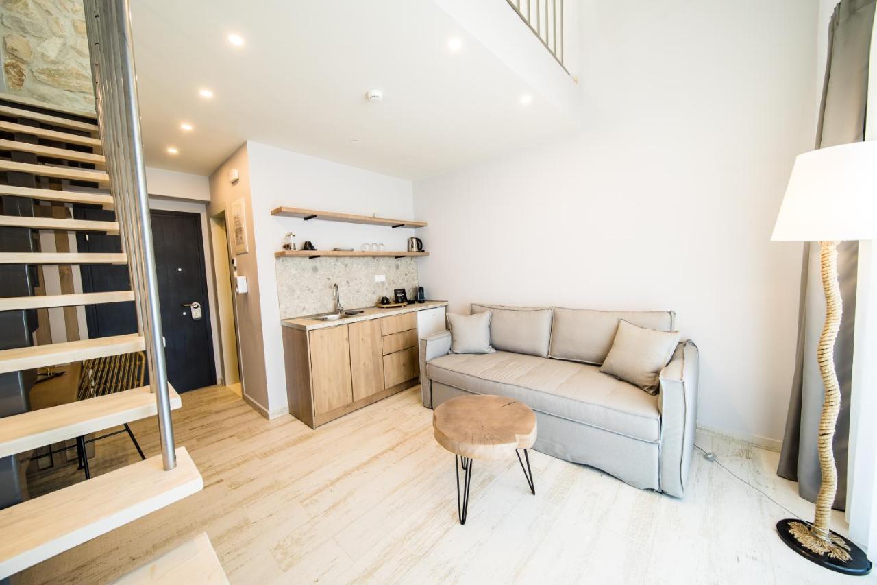 Deluxe Suite with Sea View