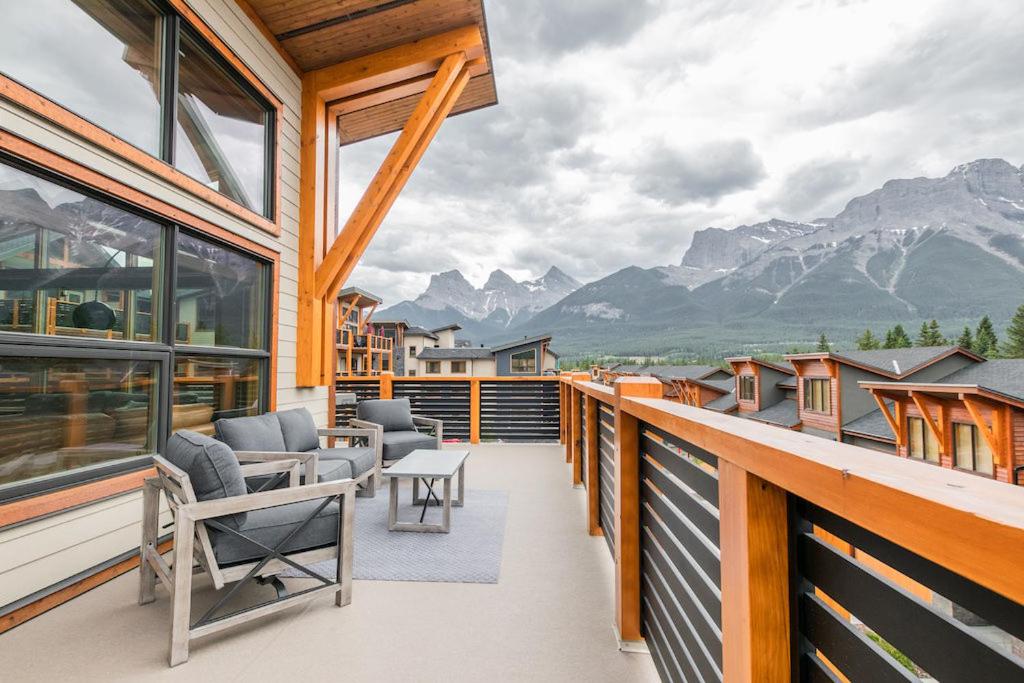 B&B Canmore - 3 Bedroom Penthouse - Bed and Breakfast Canmore