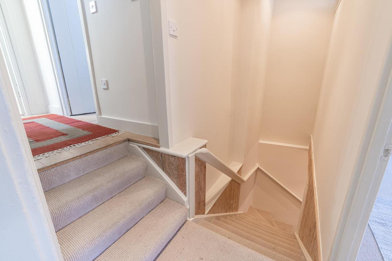 JOIVY Striking flat near Buckingham Palace - Ferienwohnung London