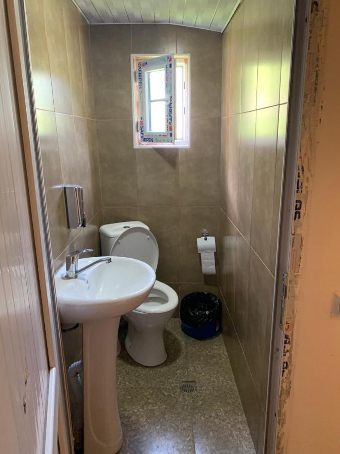 Dreibettzimmer mit Bergblick