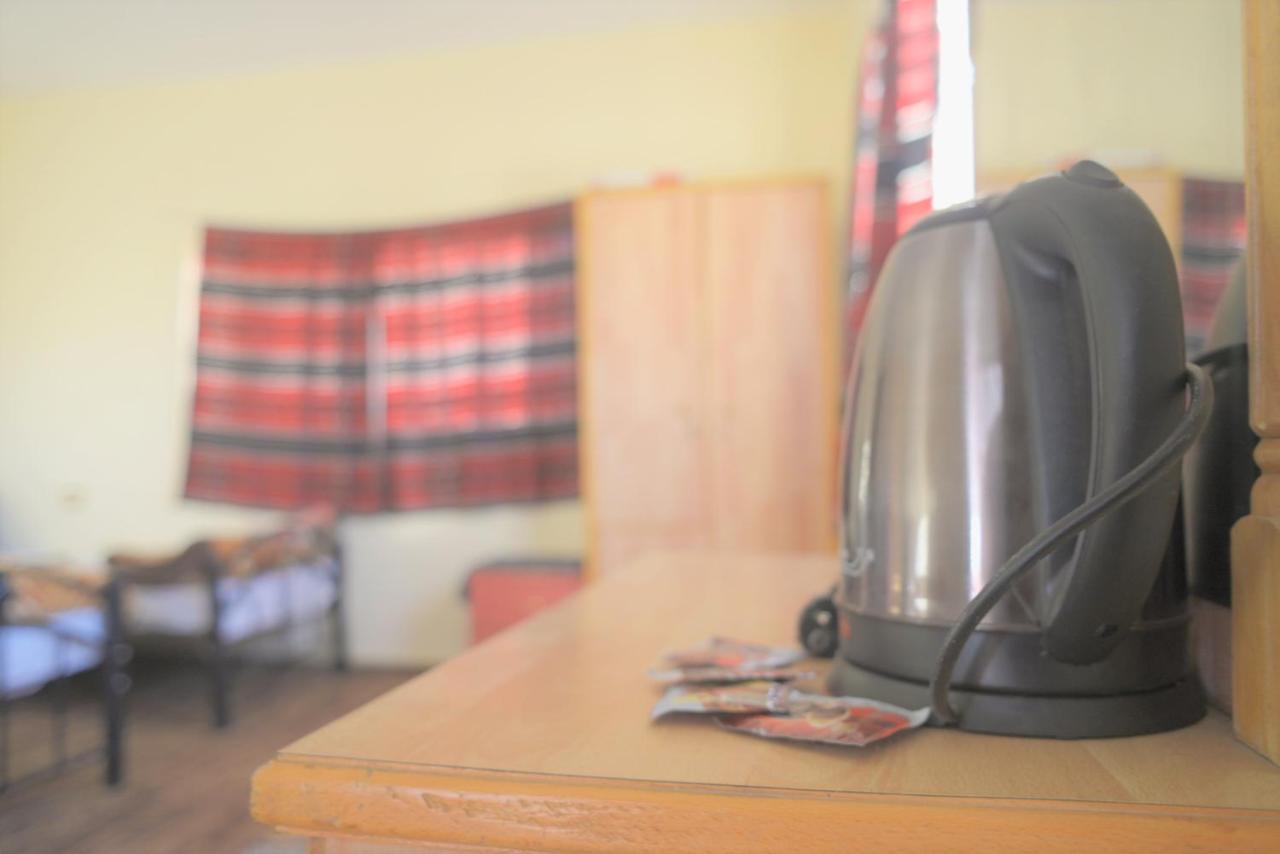Chambre Quadruple Économique avec Salle de Bains Commune