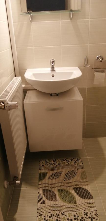 Fodor Apartman - Bed and Breakfast Hajdúszoboszló