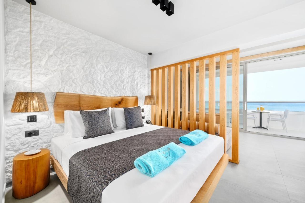 Sea View Suite with Hot tub
