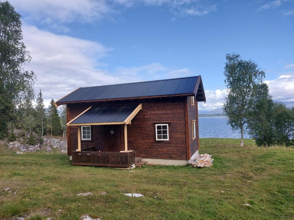 Villmarksgård, hytte ved vannet - B&B