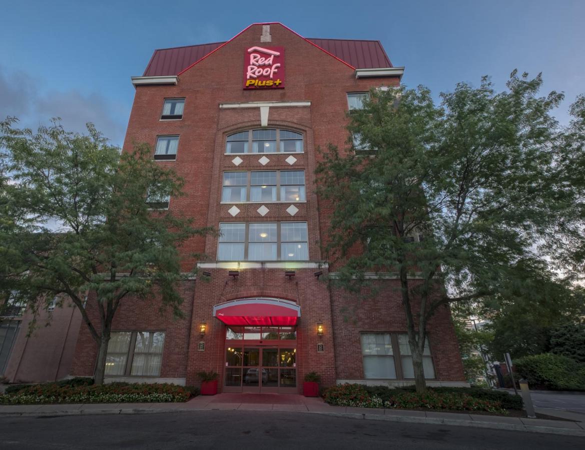 B&B Columbus - Red Roof Inn PLUS+ Columbus Downtown - Convention Center - Bed and Breakfast Columbus