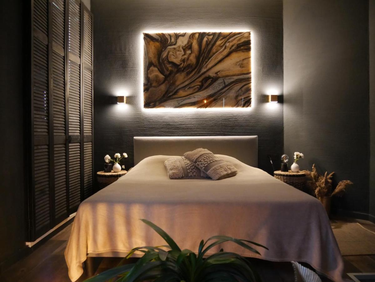 SLEEP INN - Black and Gold Loft Antwerp Cityview - Ferienwohnung