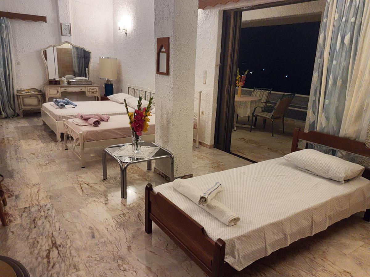 Studio with Sea View