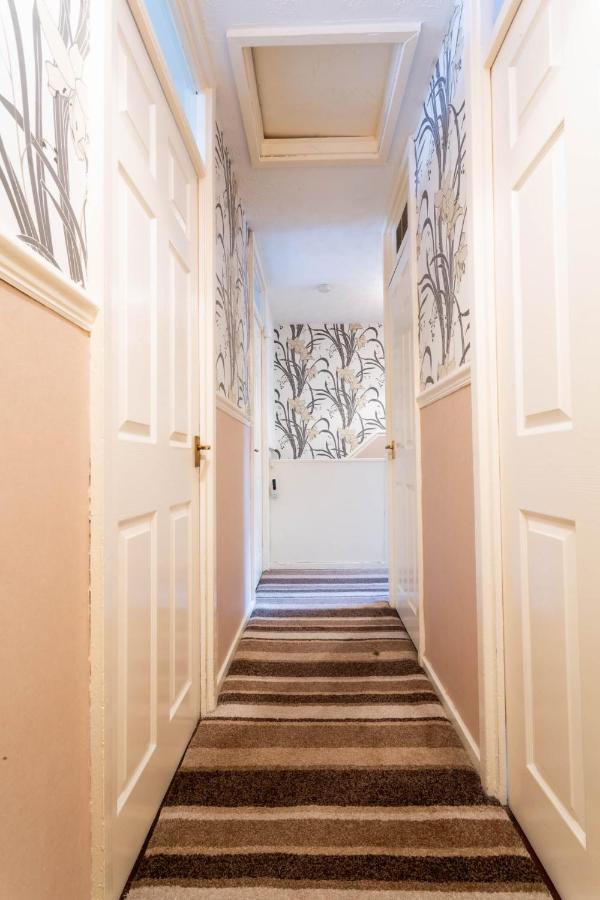 Room near to Birmingham city centre with parking - Ferienwohnung