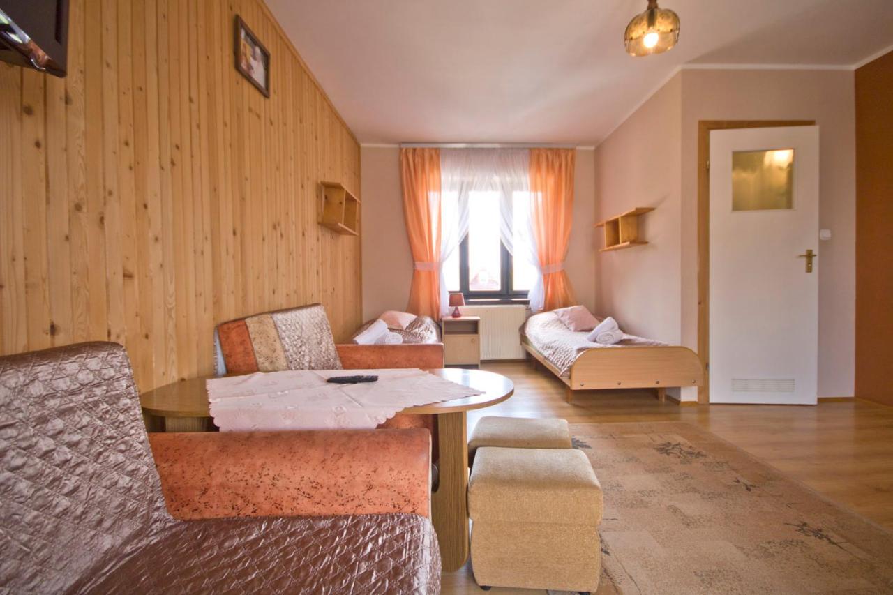 Vierbettzimmer mit Bergblick