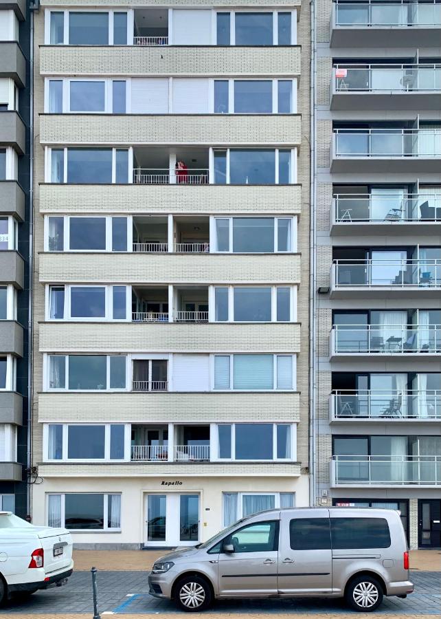 Residentie Rapallo Oostende with fantastic Sea View! - Chambres d'hôtes Ostende