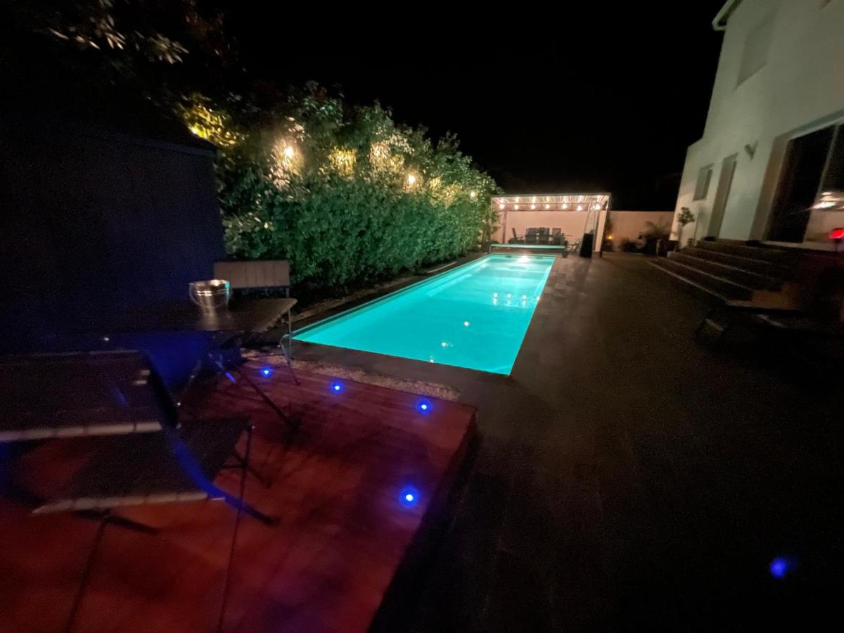 Villa Design le Crès - B&B