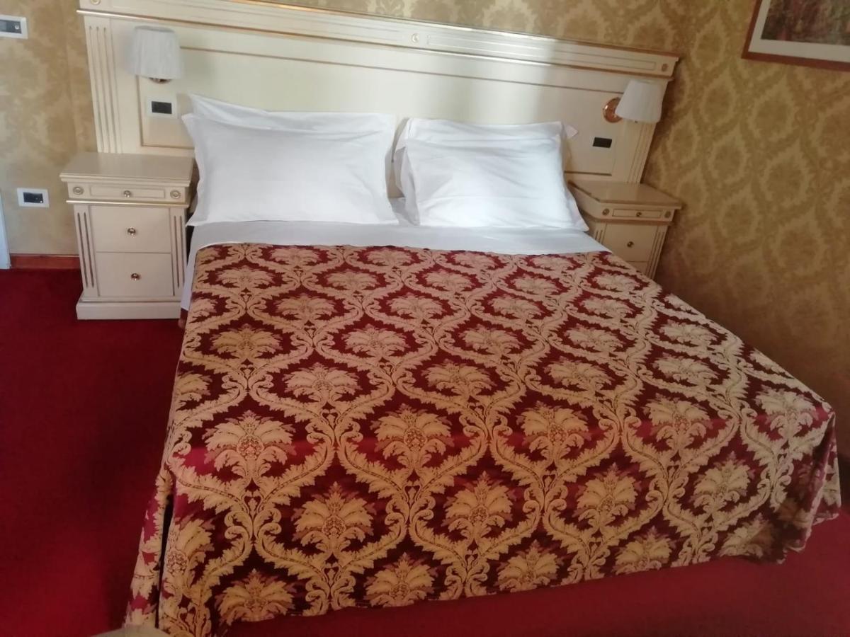 Eenpersoonskamer met Eigen Badkamer