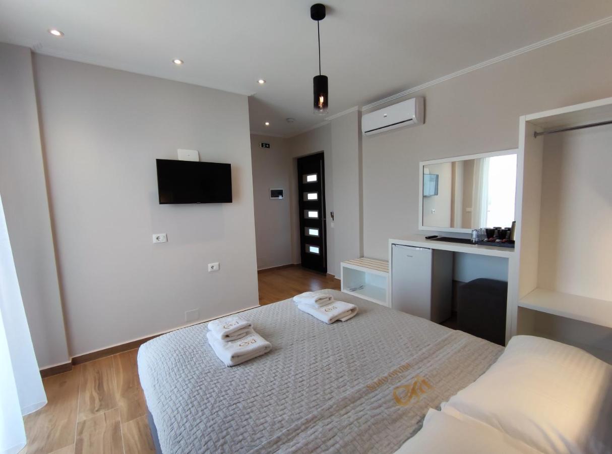 Deluxe Double Room with Balcony and Sea View