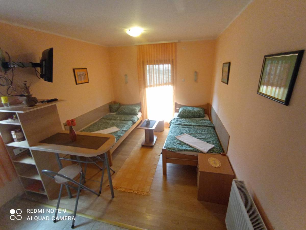 Vila Bliznakinja B - B&B