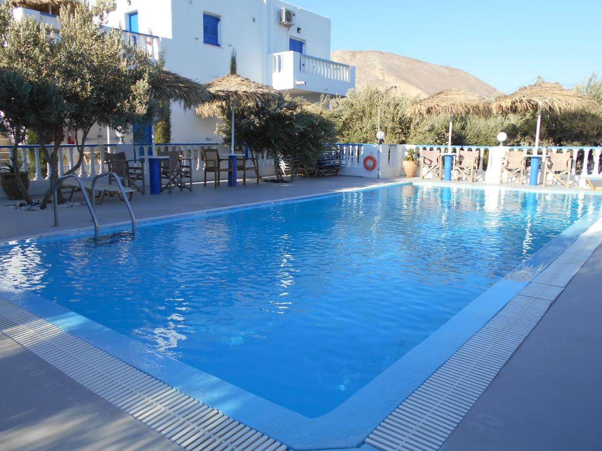 Studios Apartments Kapetanios - Bed and Breakfast