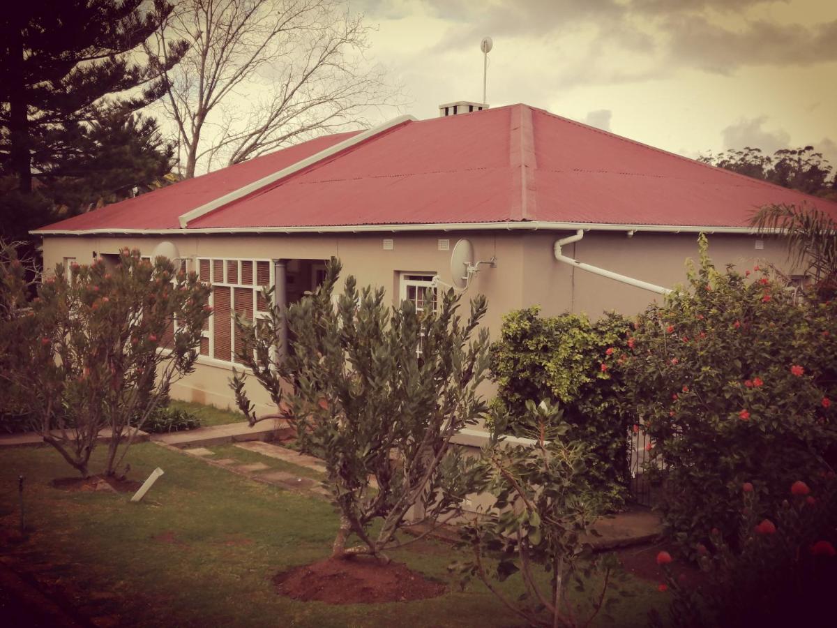 Swartberg Guest House - B&B