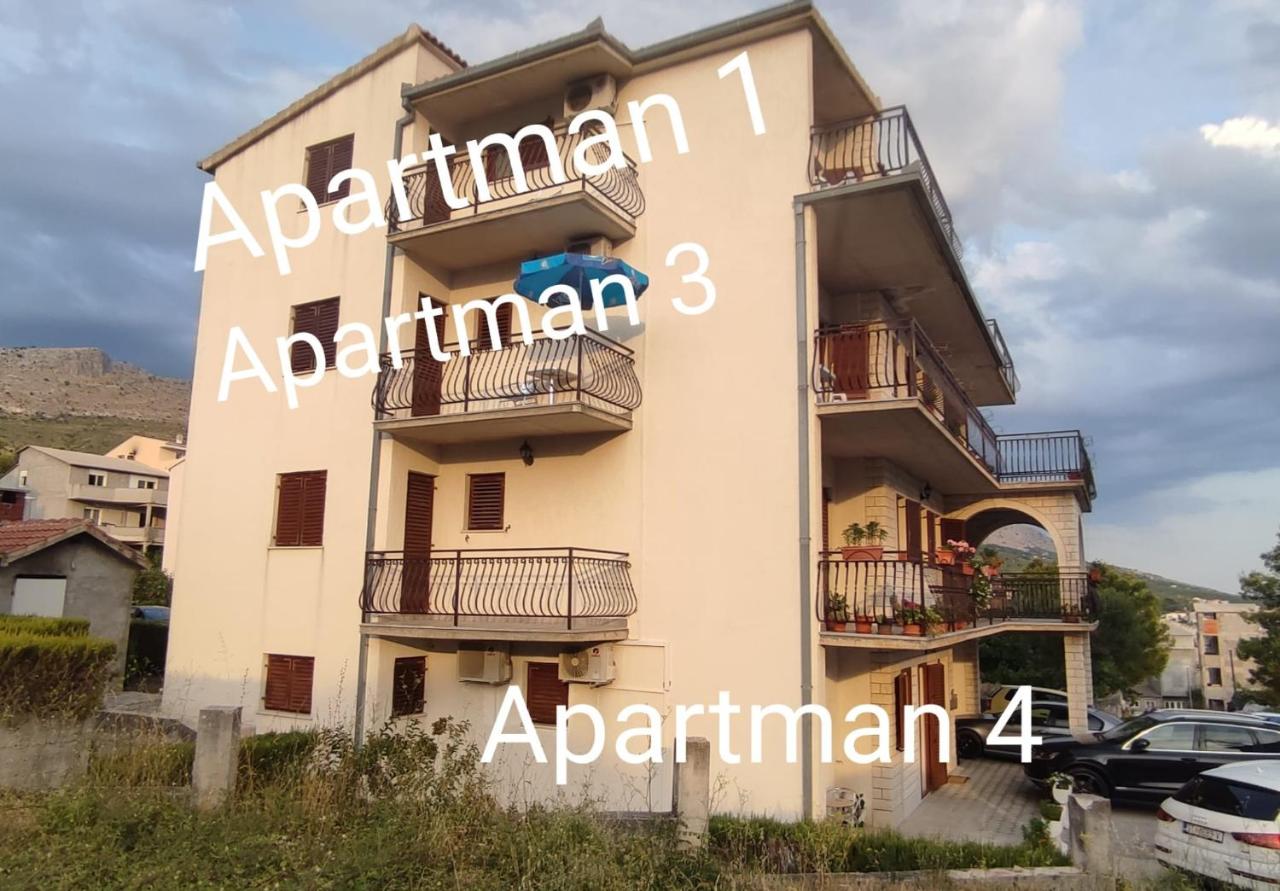 One-Bedroom Apartment with Terrace and Jacuzzi
