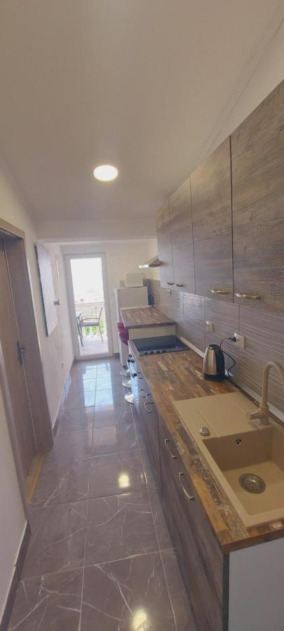 Appartamento con 2 Camere da Letto