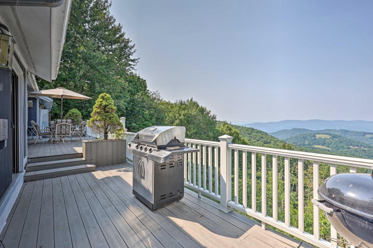 Retro Beech Mountain Home - 2 Mi to Skiing! - Bed and Breakfast Beech Mountain