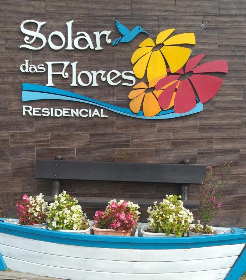 B&B Bombinhas - Solar das Flores apto 05 - Bed and Breakfast Bombinhas