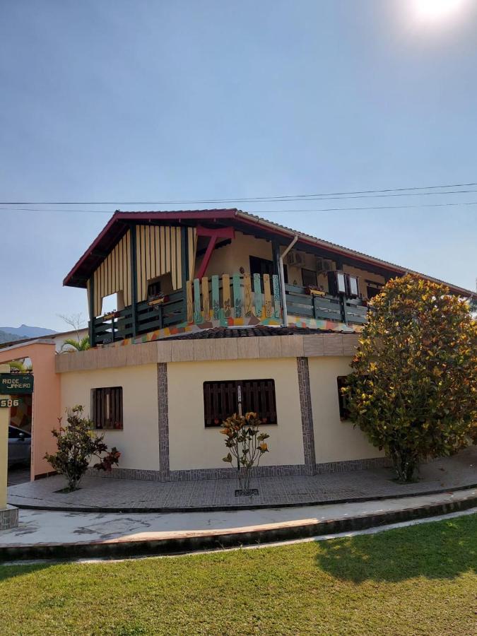 Apartamentos Ubatuba - B&B Ubatuba