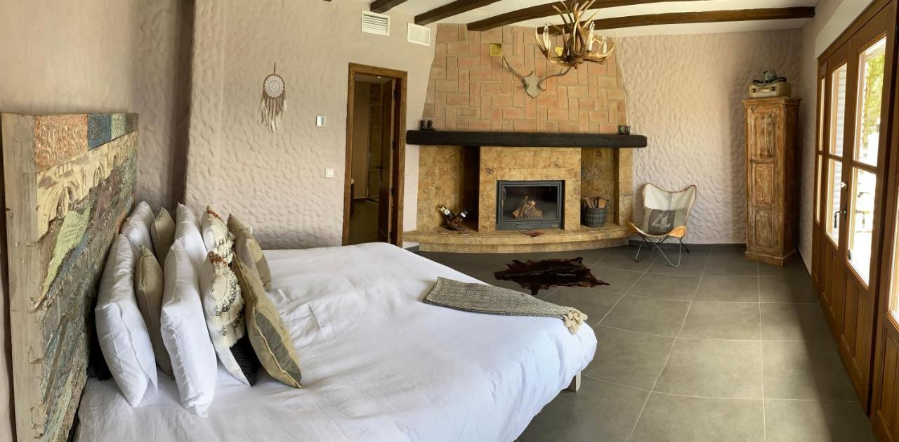 King Suite with Pool View