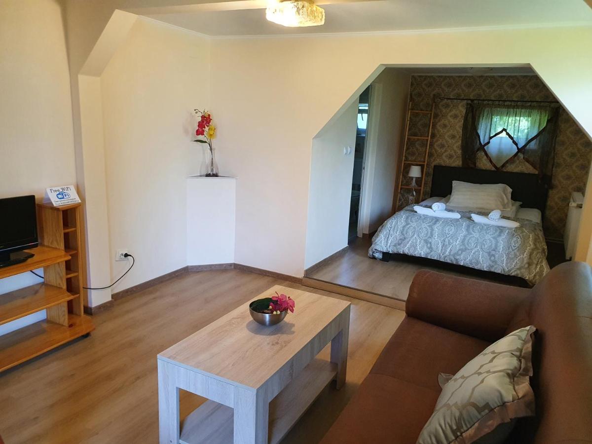 Double Room with Patio