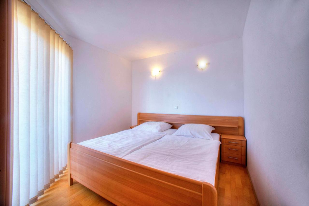 Apartment mit 1 Schlafzimmer, Balkon und Meerblick