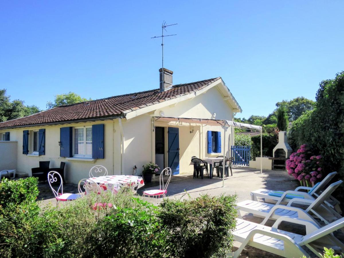 B&B Jau-Dignac-et-Loirac - Holiday Home Pontac-Gadet 1 - JDL100 by Interhome - Bed and Breakfast Jau-Dignac-et-Loirac