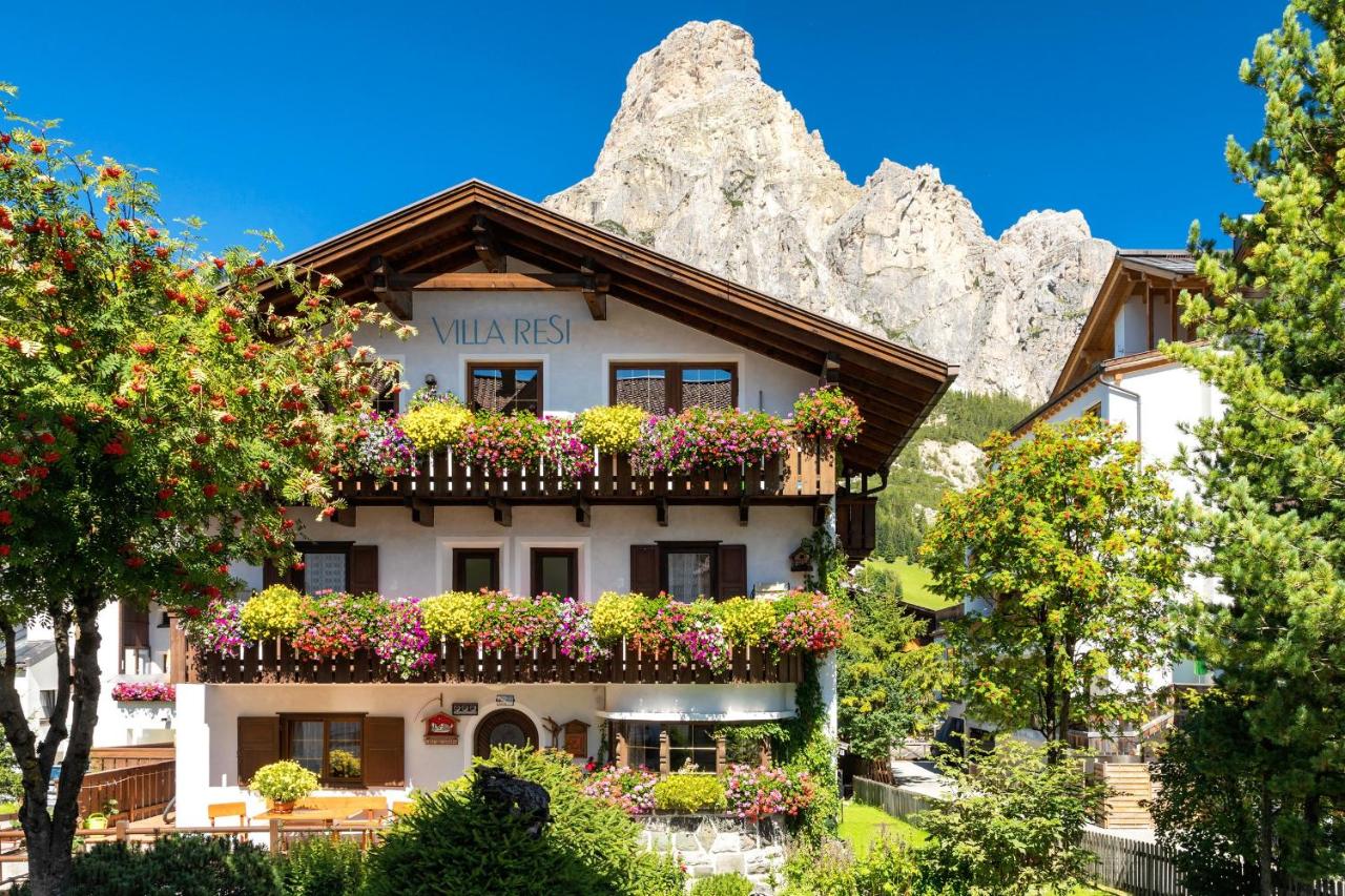 B&B Corvara - Villa Resi Apartments - Bed and Breakfast Corvara