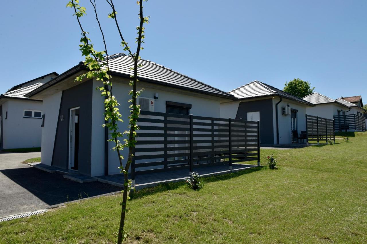 One-Bedroom Bungalow