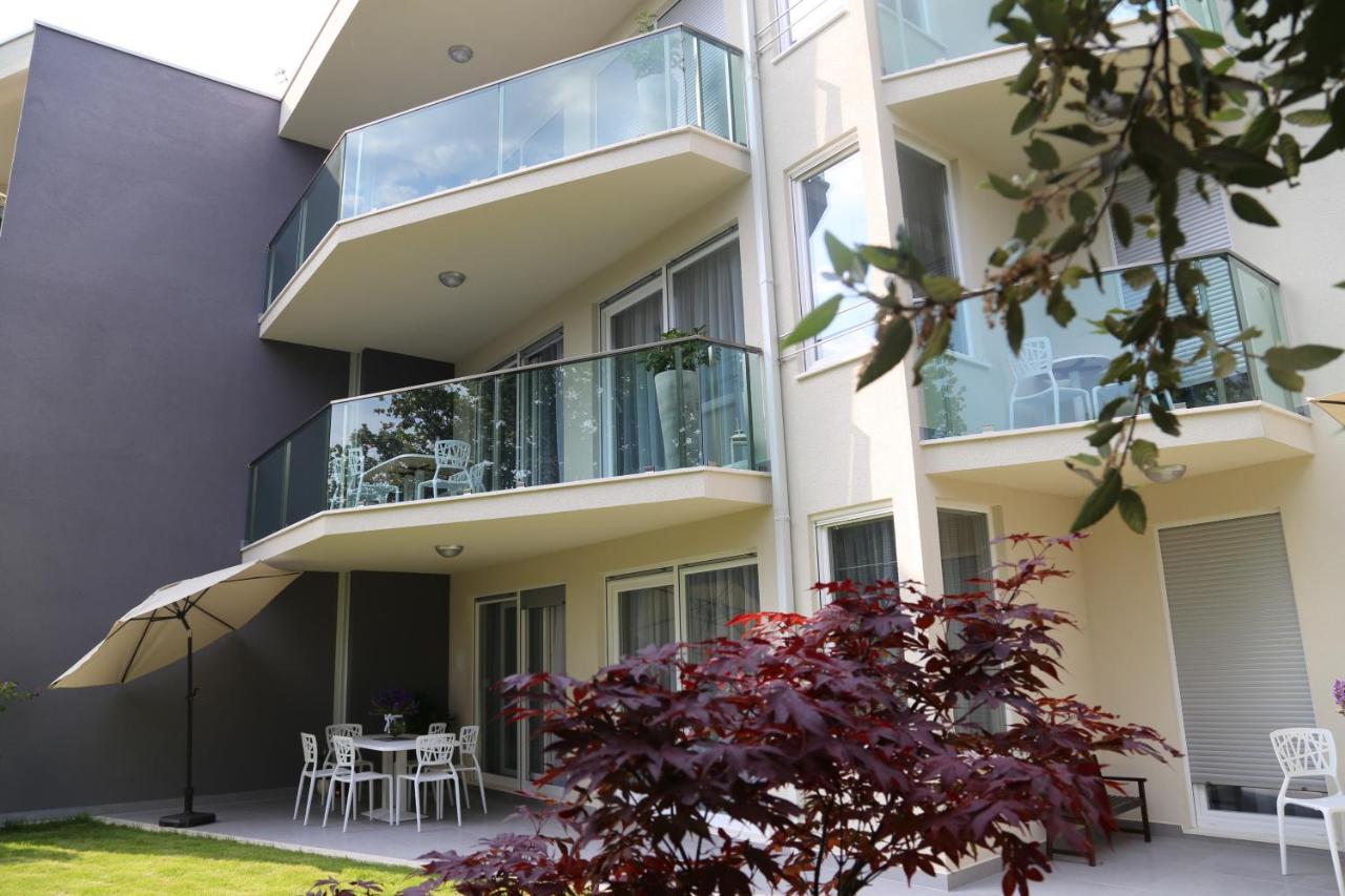 Beach Apartments Dumičić - Ferienwohnung Podstrana