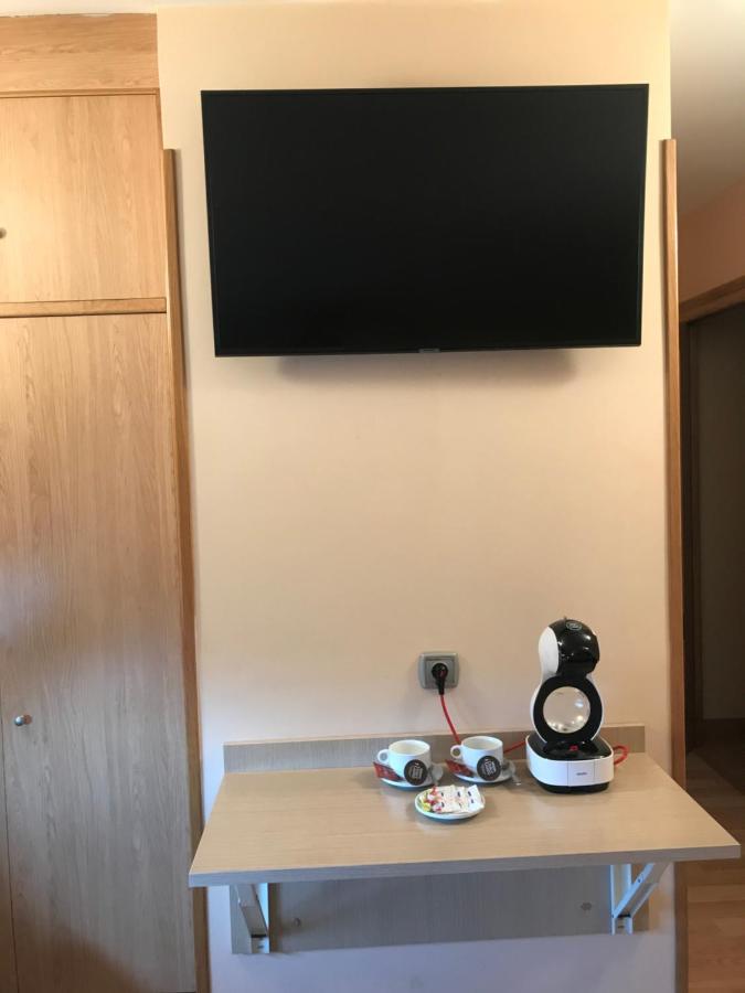 Camera Economy Matrimoniale/Doppia con Letti Singoli