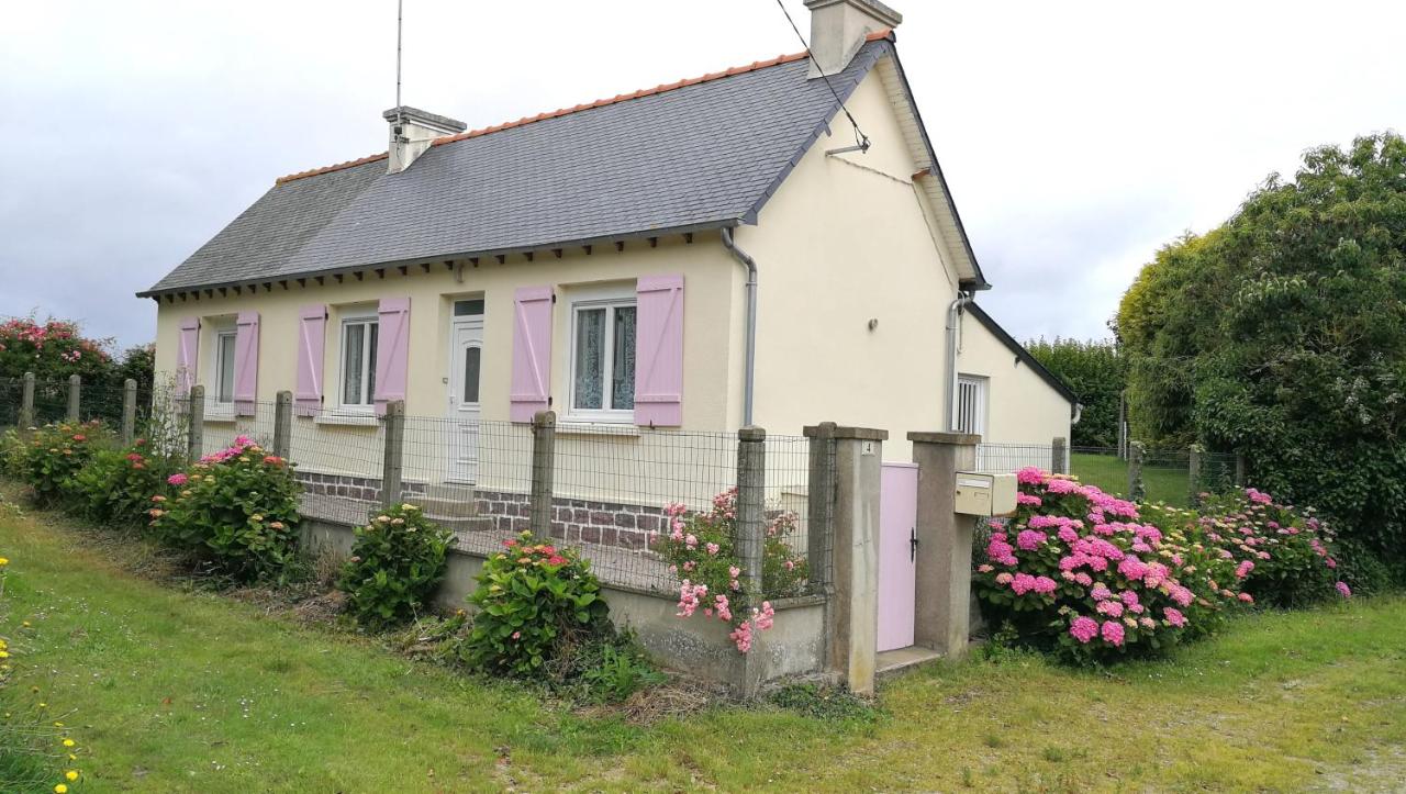 La Maison aux Volets Roses - B&B