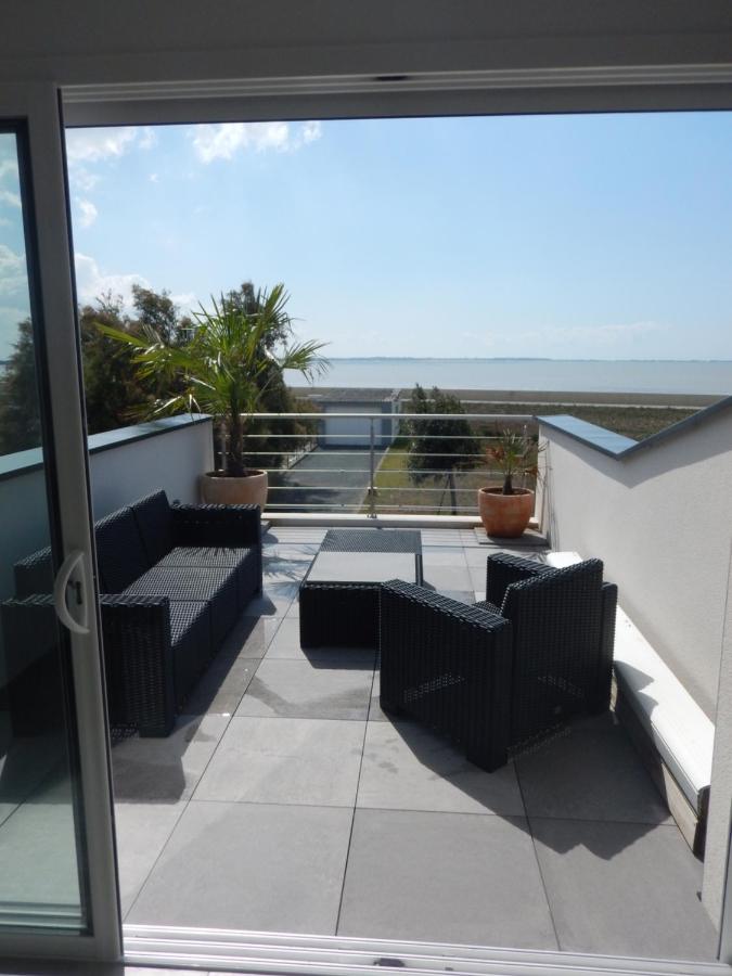 Villa with Sea View