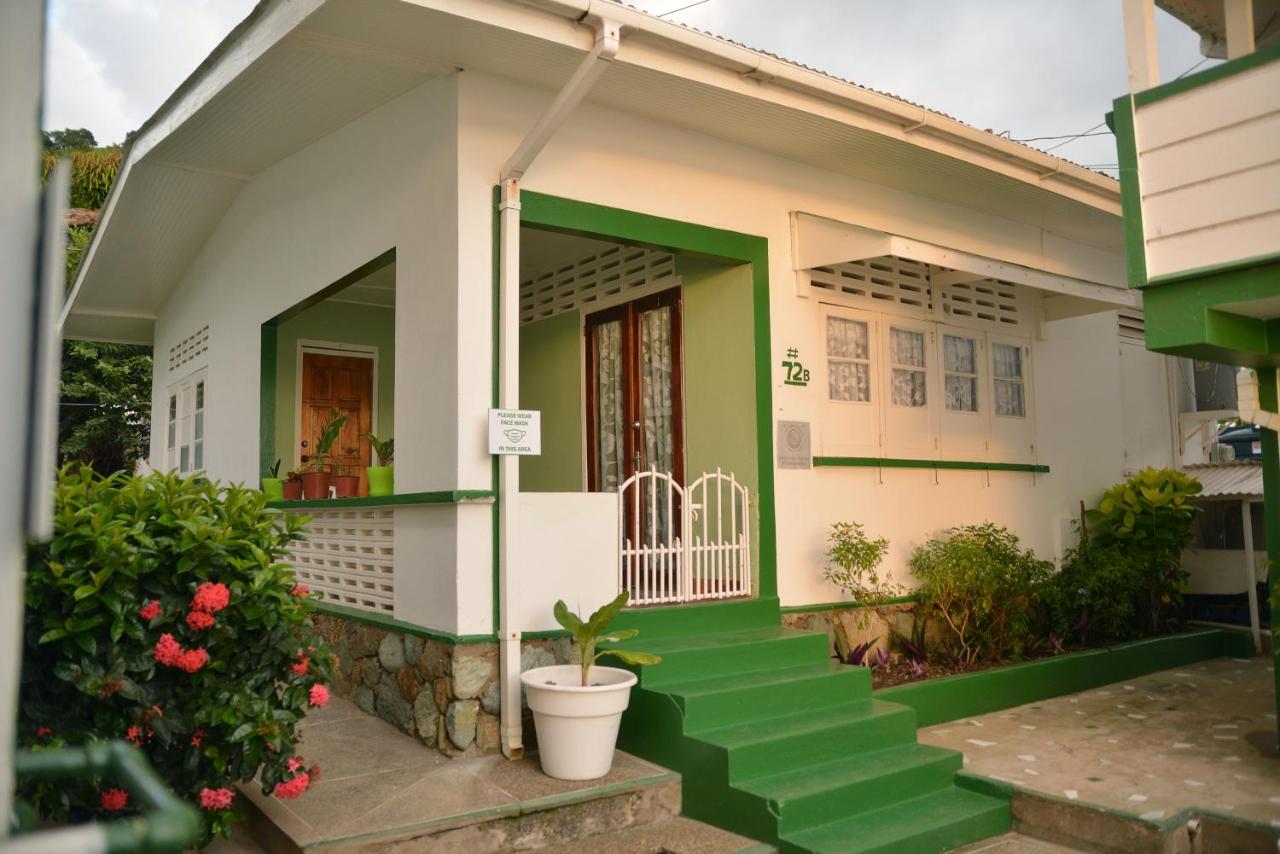 Cholson Chalets - B&B Charlotteville