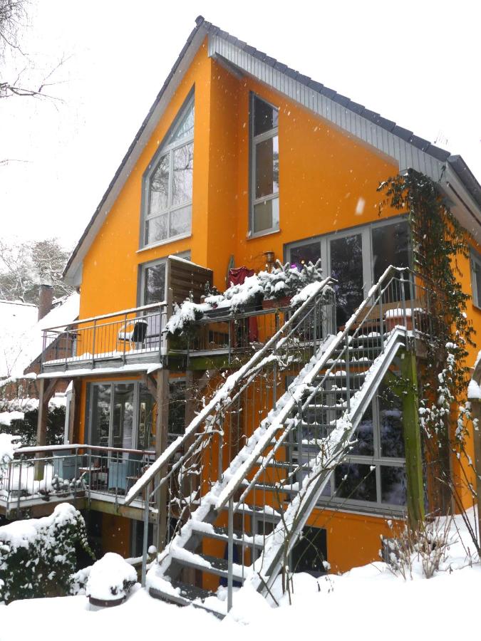 Einliegerwohnung mit Wintergarten (EG) - Ferienwohnung Kleinmachnow