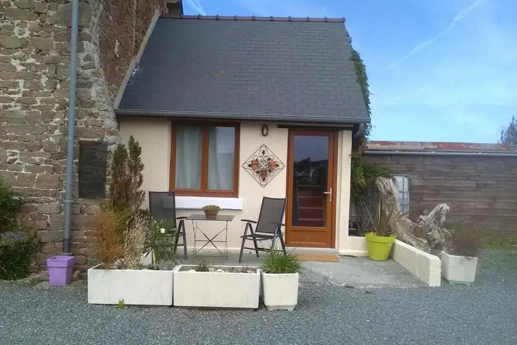 B&B Montmartin-sur-Mer - Studio au pied des dunes, 200 m de la plage - Bed and Breakfast Montmartin-sur-Mer