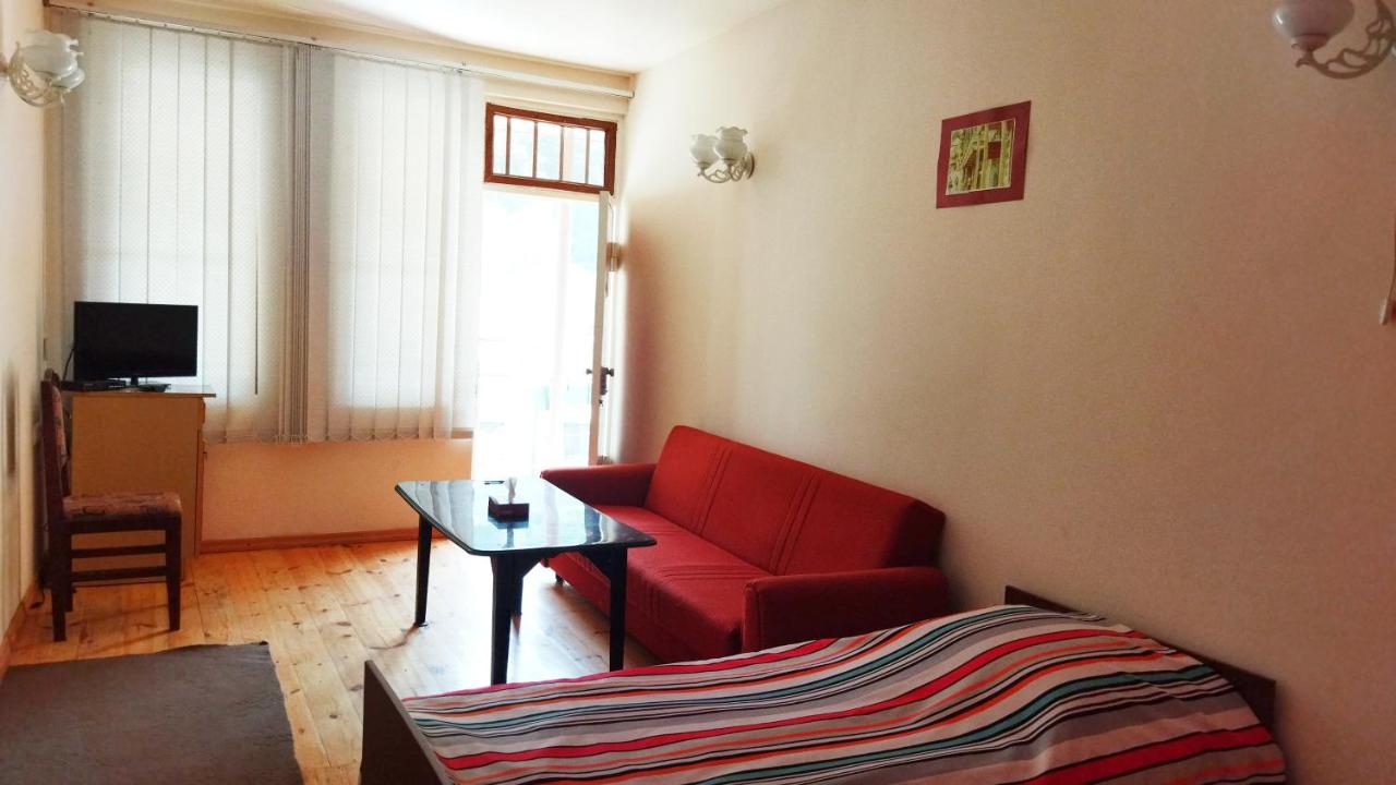 Twin Room with Private Bathroom