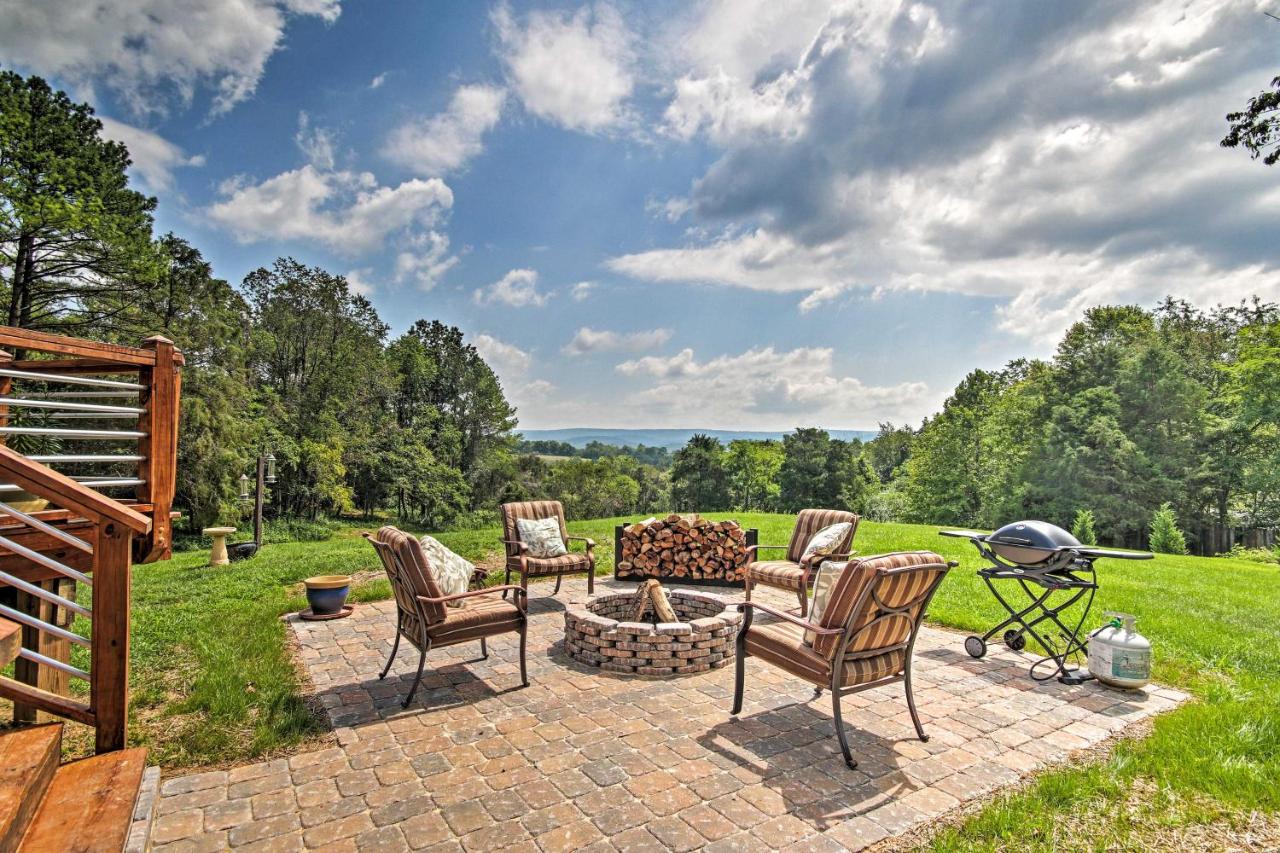 Family Retreat with Deck Near Appalachian Trail! - B&B