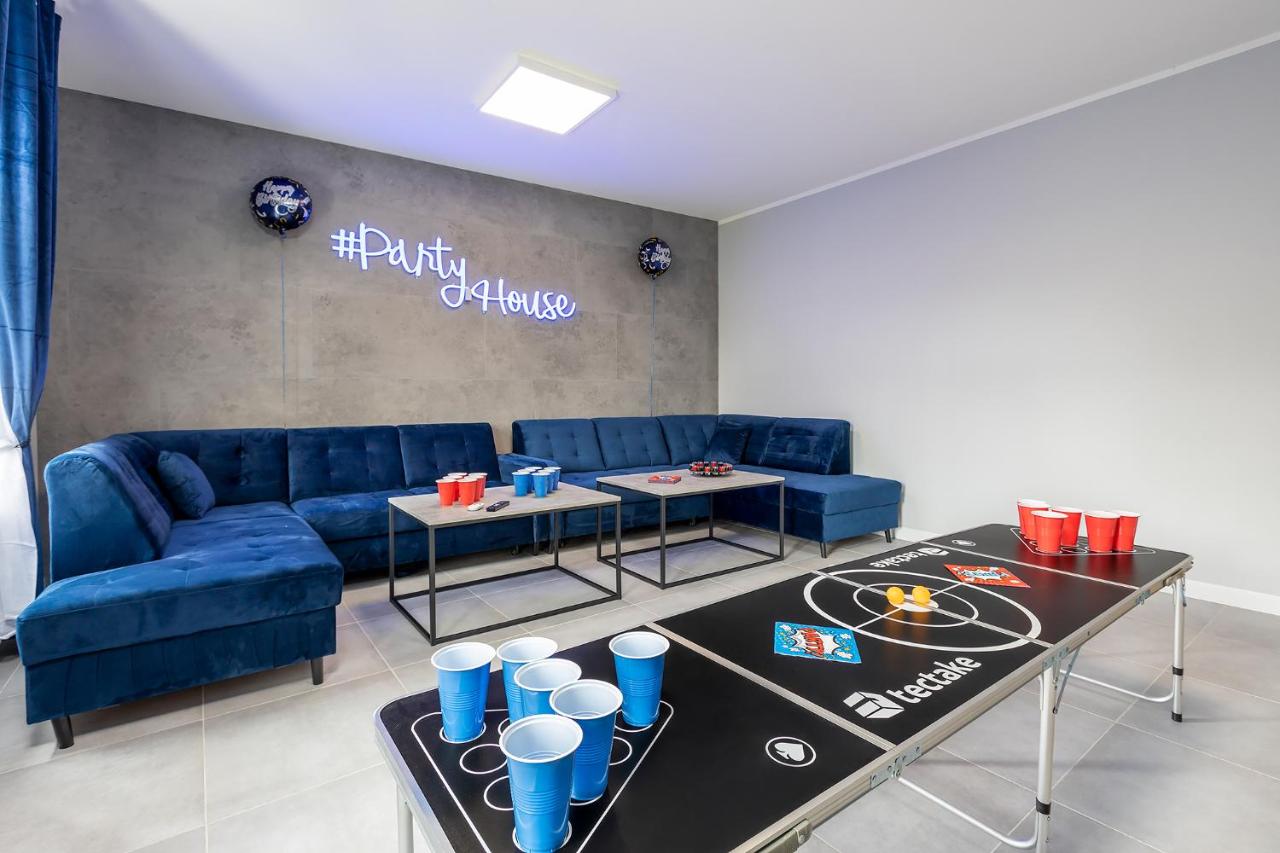 #PartyHouse Poznan Wilda - B&B Poznań