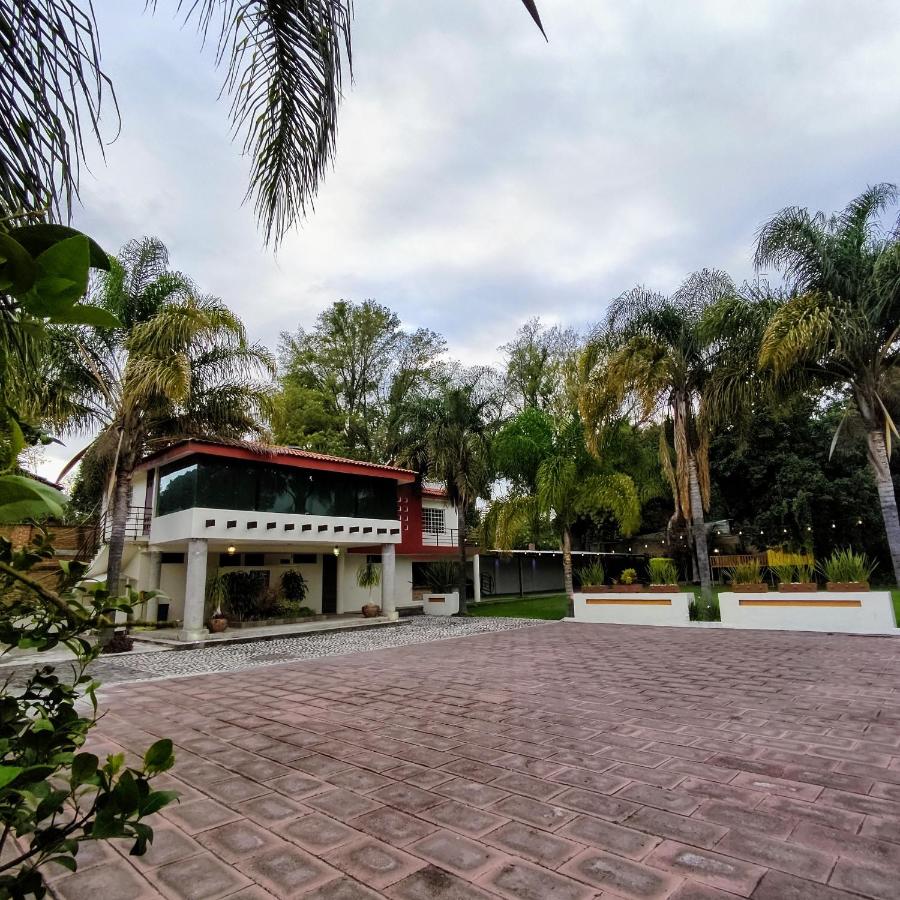Finca el Nogal - Casa Entera Familiar Moderna con Amplio Jardín Atlixco puebla - B&B
