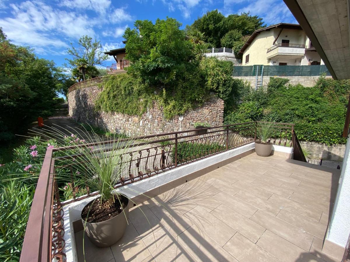 Casa Nonno Sergio lake view by Gardadomusmea - B&B Tremosine