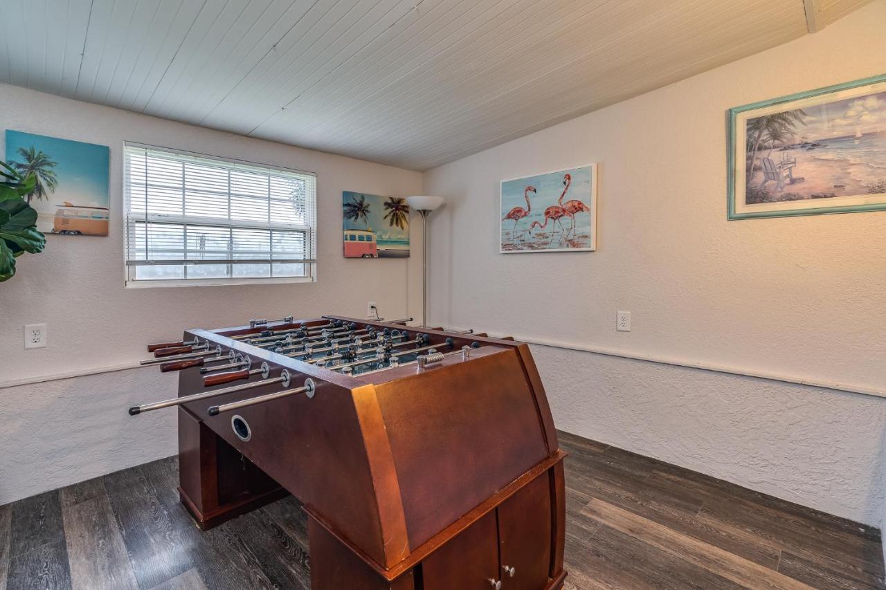 Cortez Gardens Cottage 11, Renovated, Close to Beach, 3-Bed, 2 Bath 10 people - B&B
