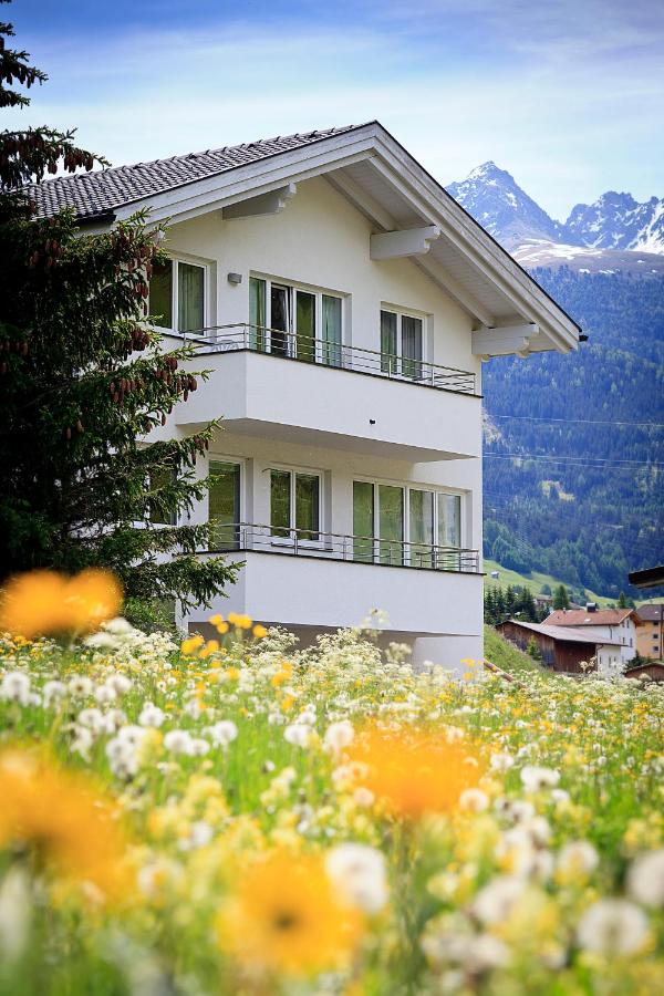 Alpina Appartements - Ferienwohnung