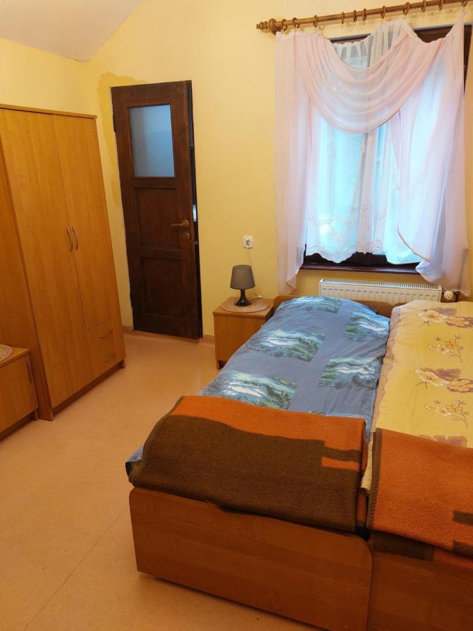 Twin Room with Private Bathroom