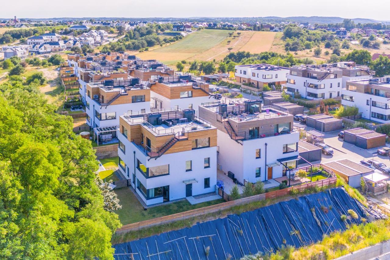 Apartament nadmorski z ogródkiem - B&B Mechelinki