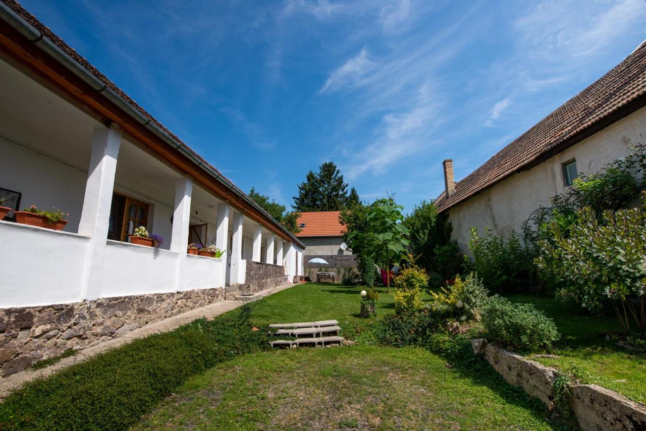 Patakház Nagybörzsöny - Chambres d’hôtes