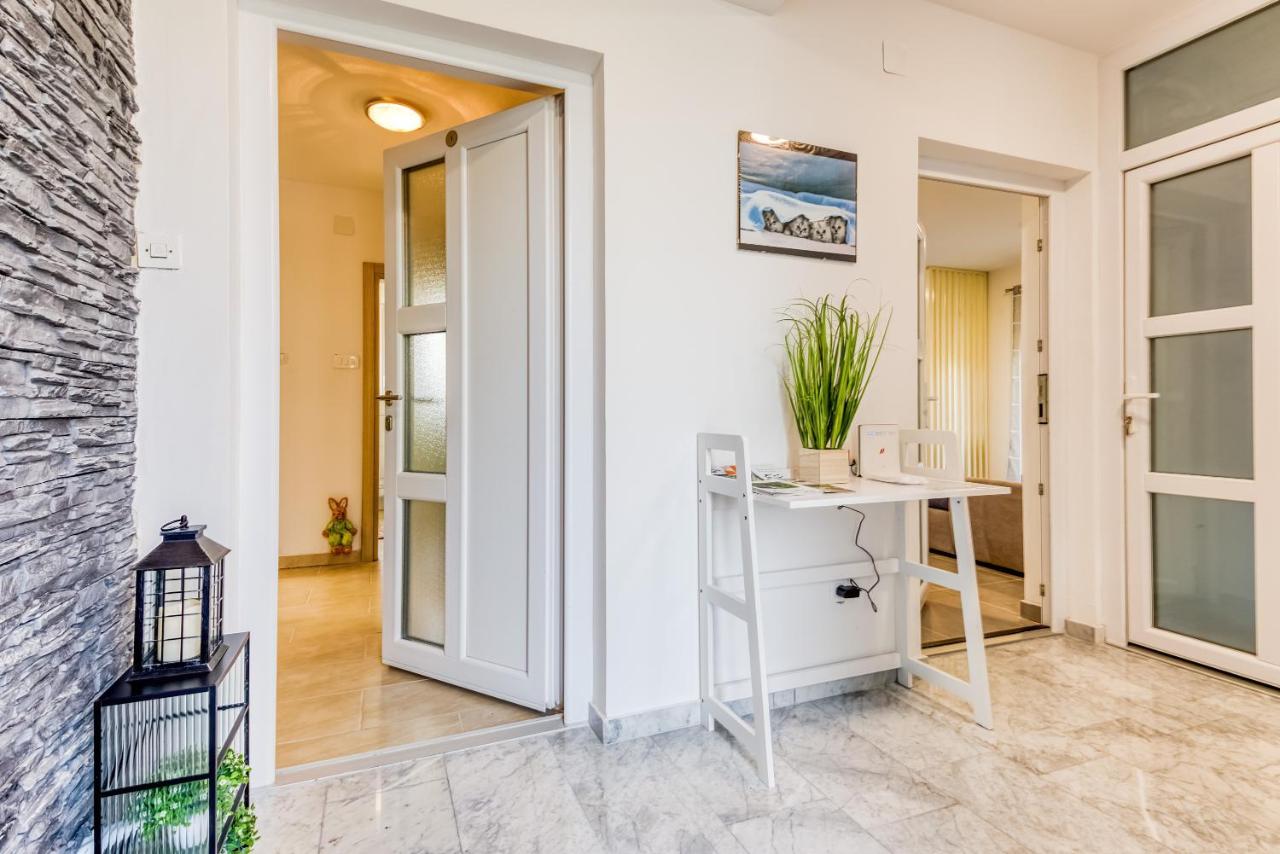 Apartamento con vistas al jardín