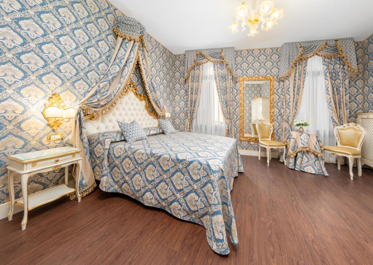 Junior Suite con Vista Canale